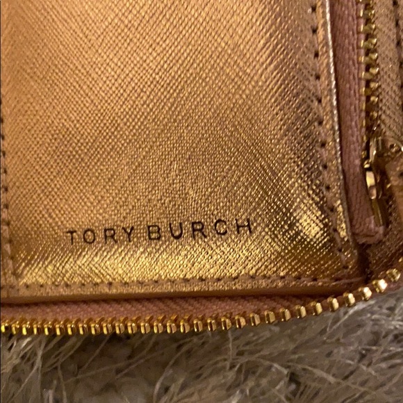 🤎SOLD🤎Tory Burch rose gold wallet - Picture 5 of 5